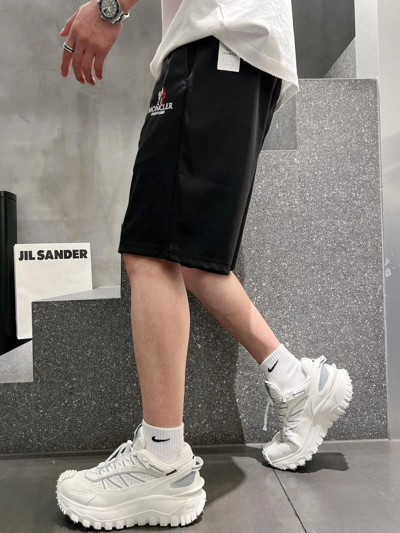 Colorful Moncler Short Pants 141515