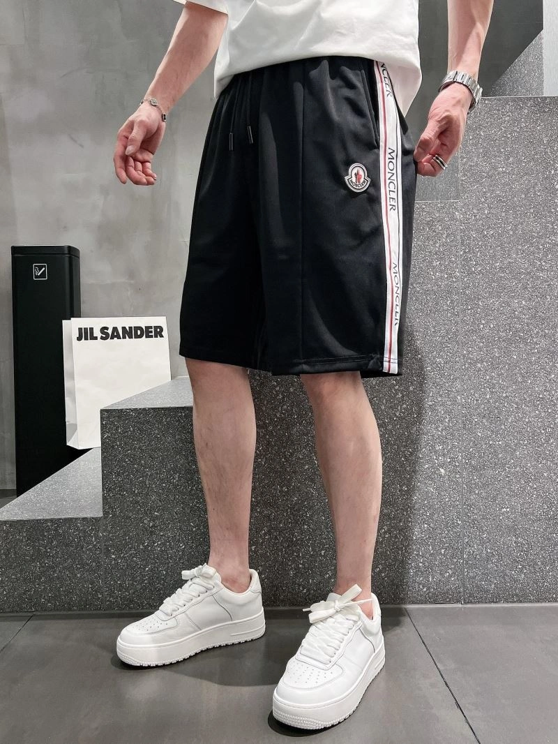 Elegant Moncler Short Pants 141522