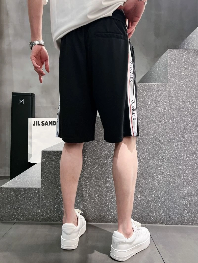 Elegant Moncler Short Pants 141522