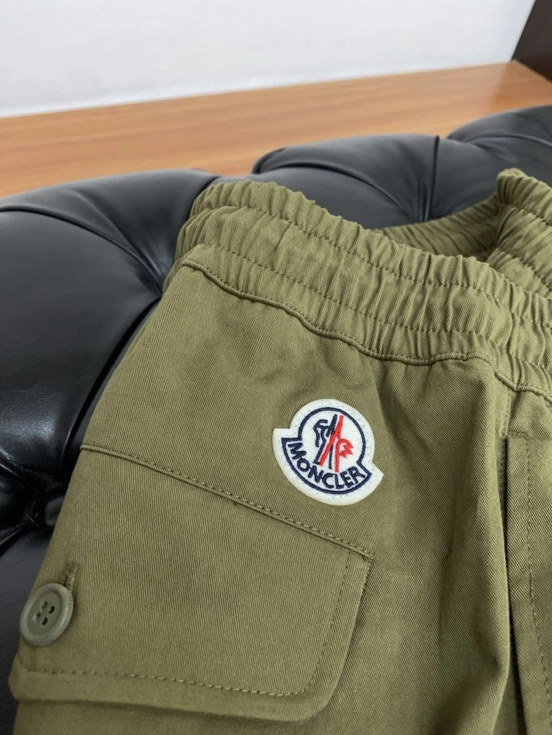 Moncler Short Pants Effortless 141113