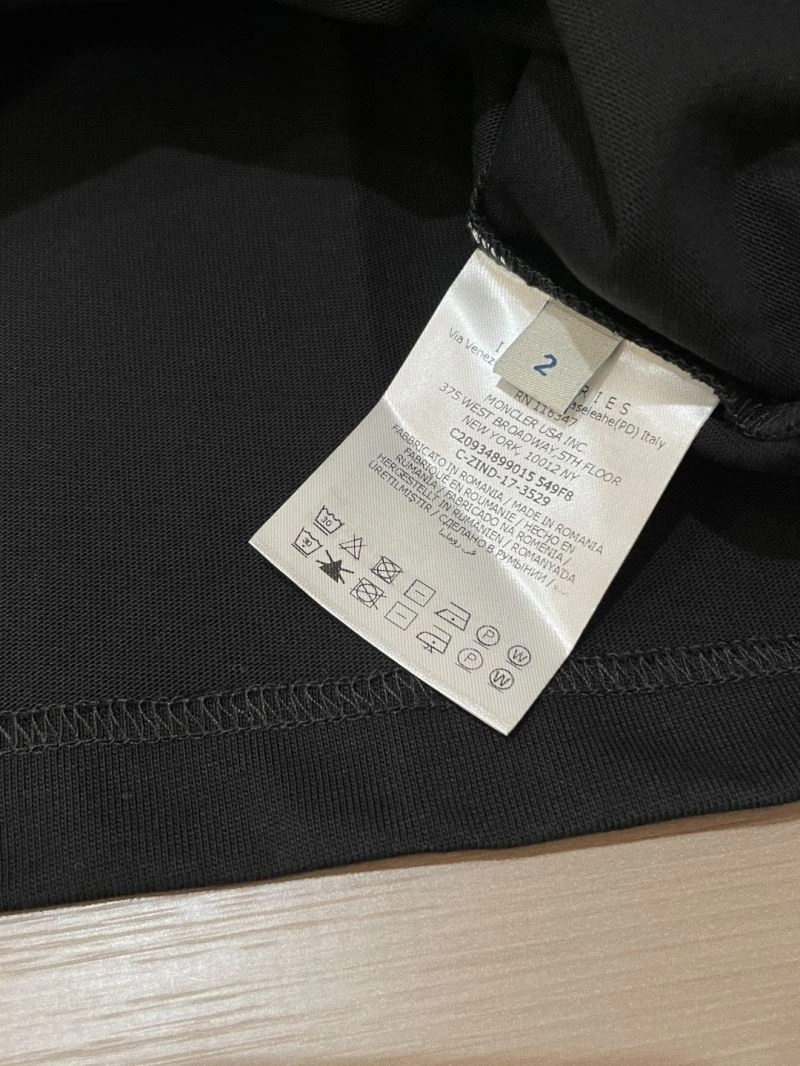 Moncler Short Pants Reliable 141176