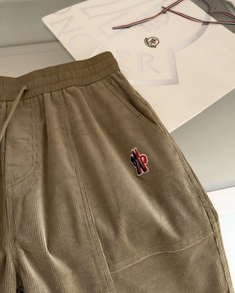 Moncler Short Pants Resilient 140142