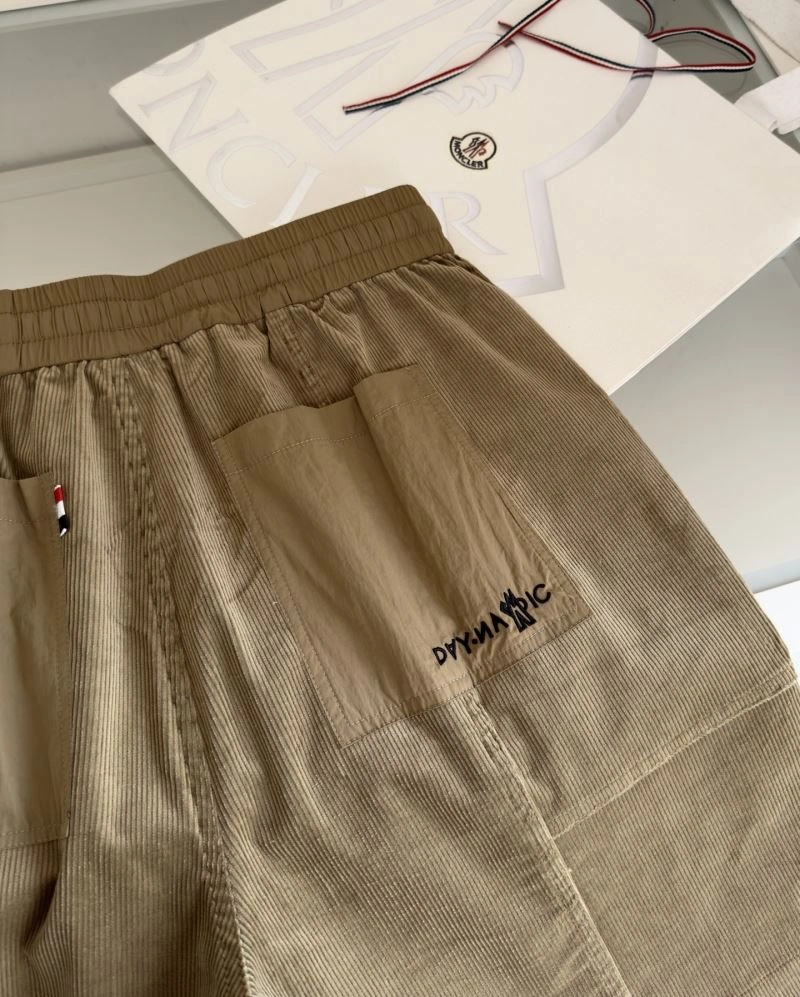 Moncler Short Pants Resilient 140142