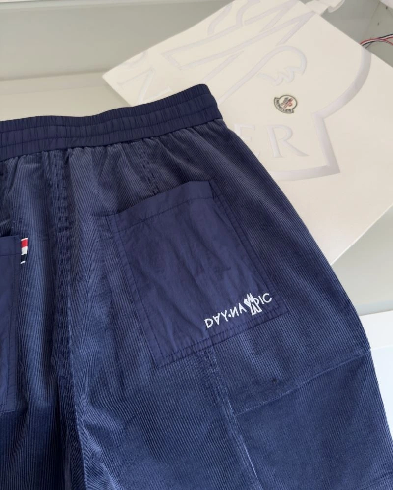 Moncler Short Pants Sophisticated 140141