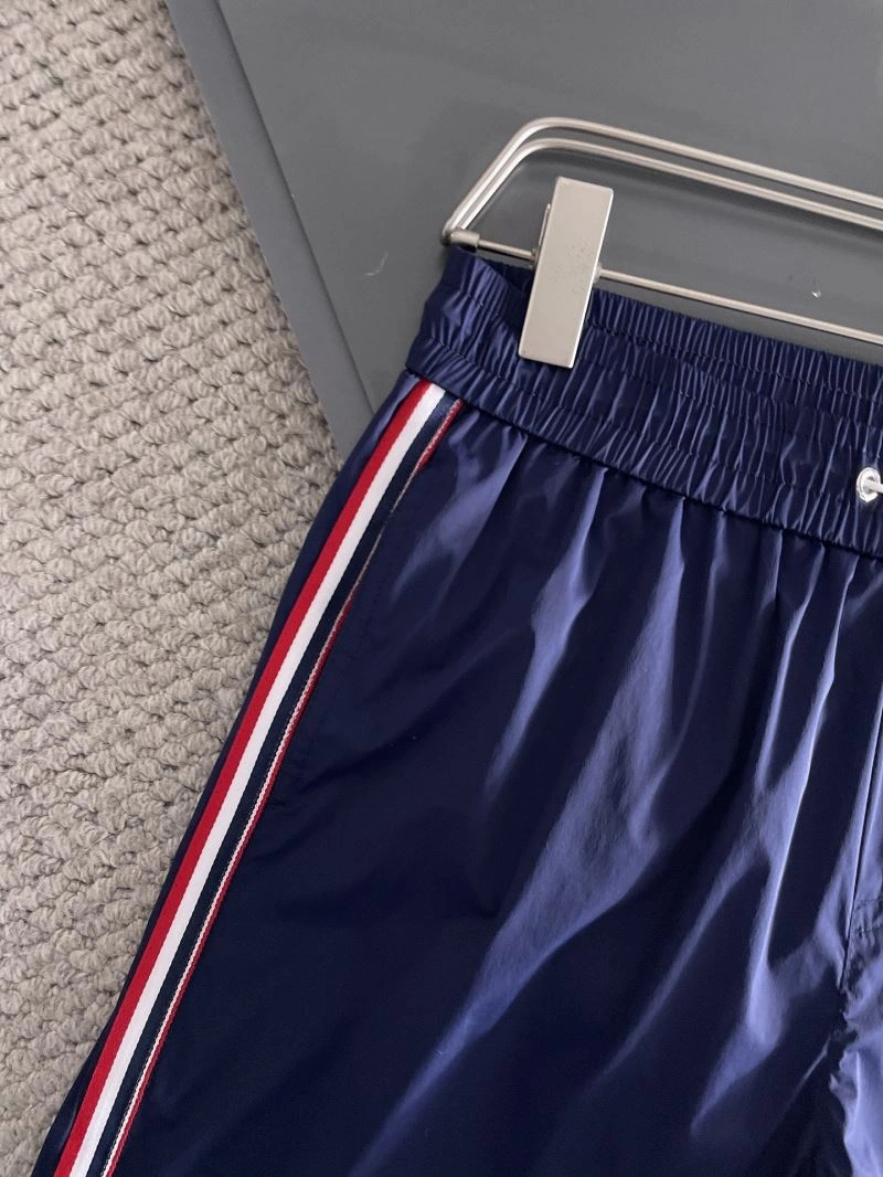 Moncler Short Pants Contemporary 140136