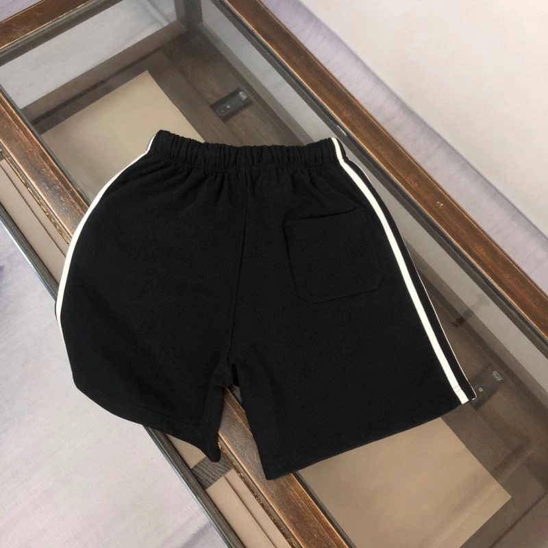 Moncler Short Suits EyeCatching 143189