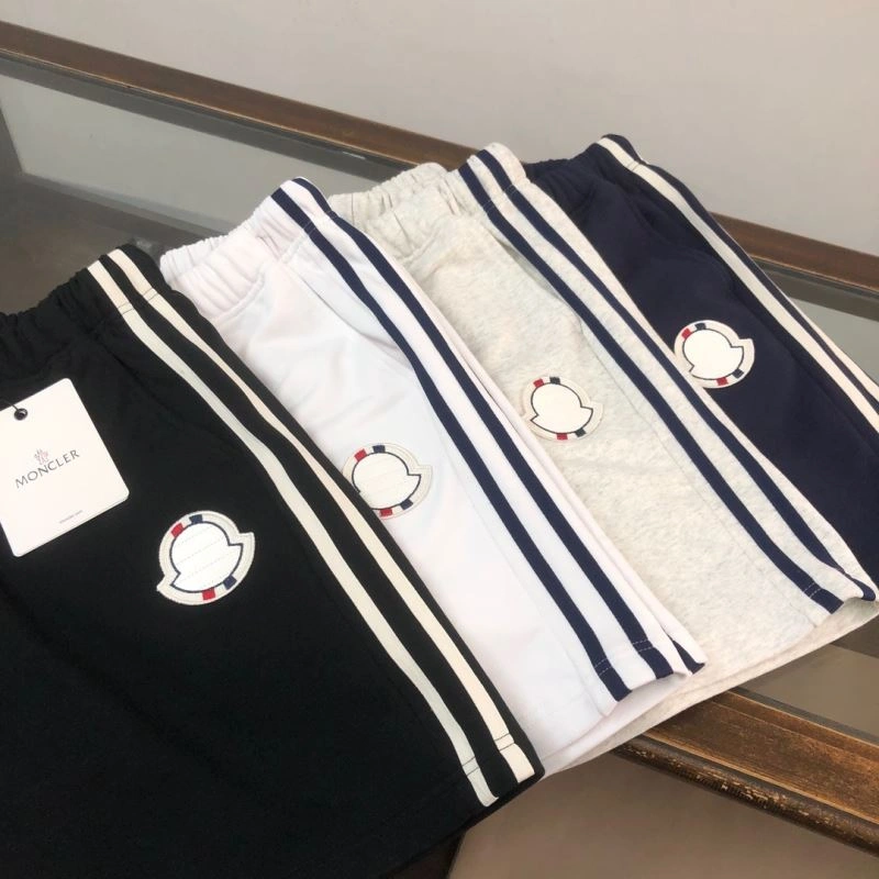 Moncler Short Suits Lightweight 143190