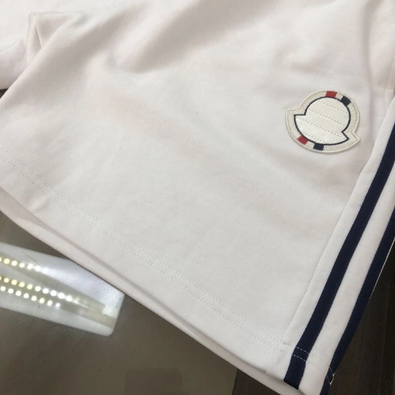 Moncler Short Suits Lightweight 143190