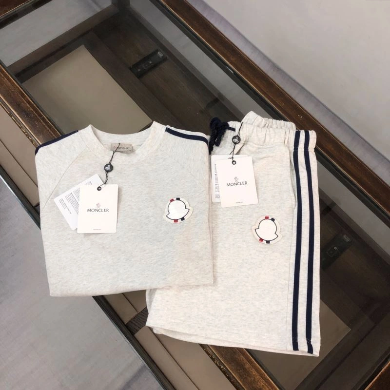 Moncler Short Suits WeatherProof 143183