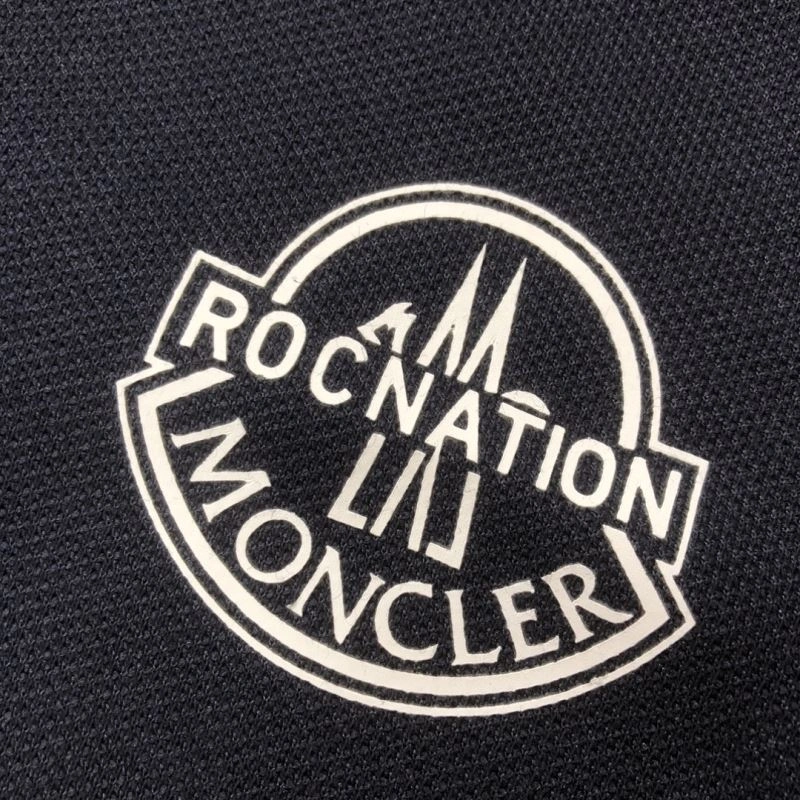 Sustainable Moncler Short Suits 143186