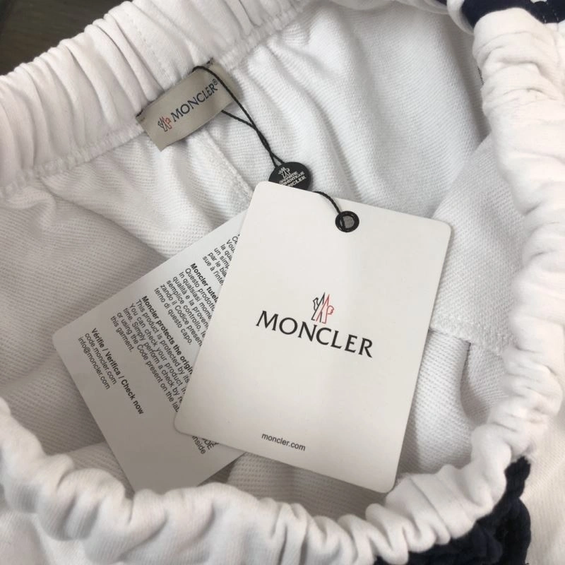 MoistureWicking Moncler Short Suits 143177