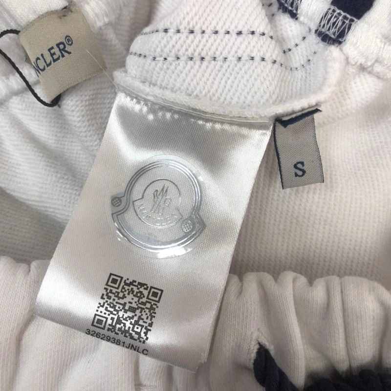 MoistureWicking Moncler Short Suits 143177