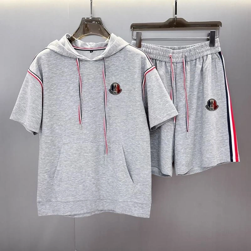 Moncler Short Suits Durable 141789