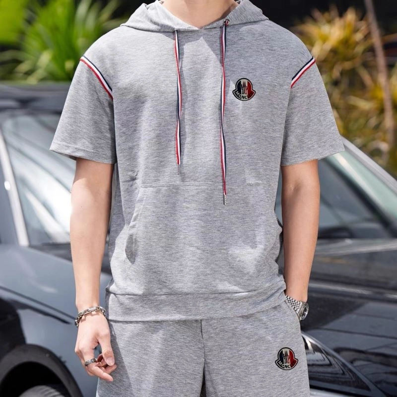 Moncler Short Suits Durable 141789