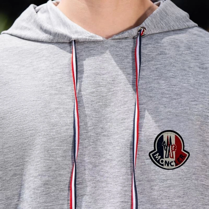 Moncler Short Suits Durable 141789