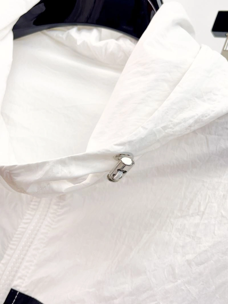 Moncler Short Suits Reliable 141803