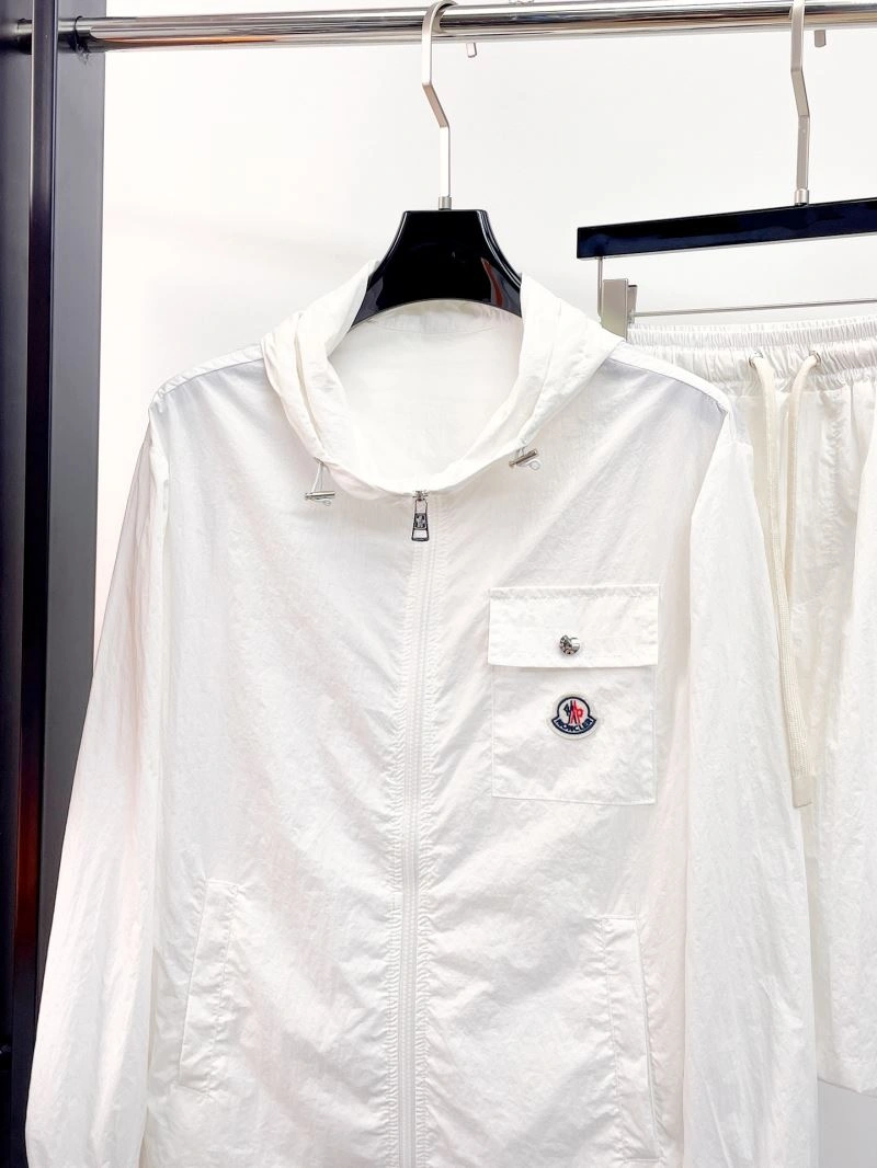 MultiPurpose Moncler Short Suits 141805