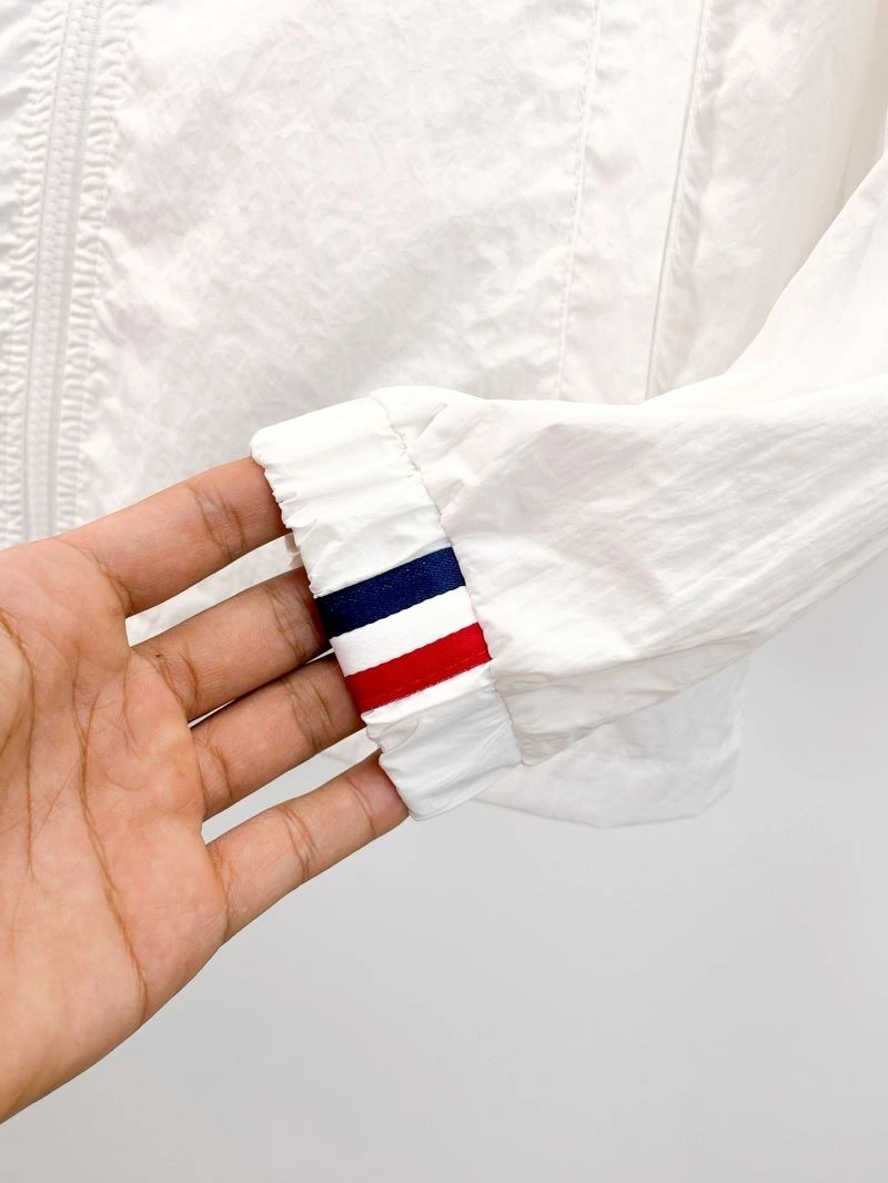 MultiPurpose Moncler Short Suits 141805