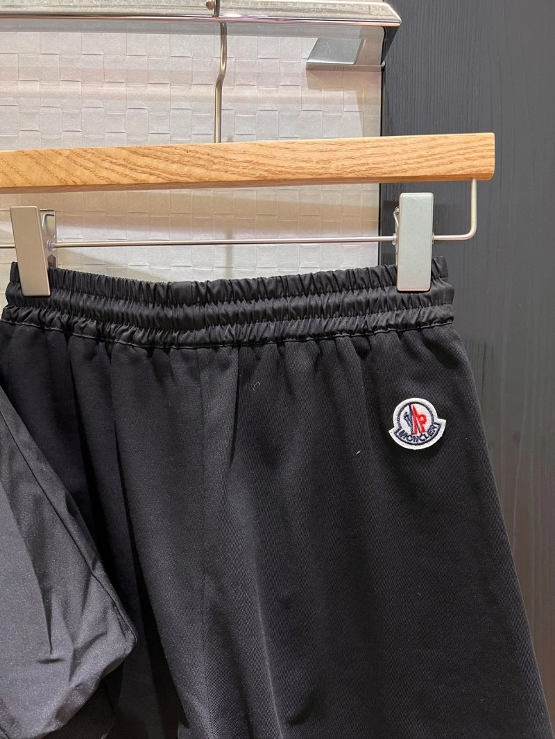 Moncler Short Suits WaterResistant 139591