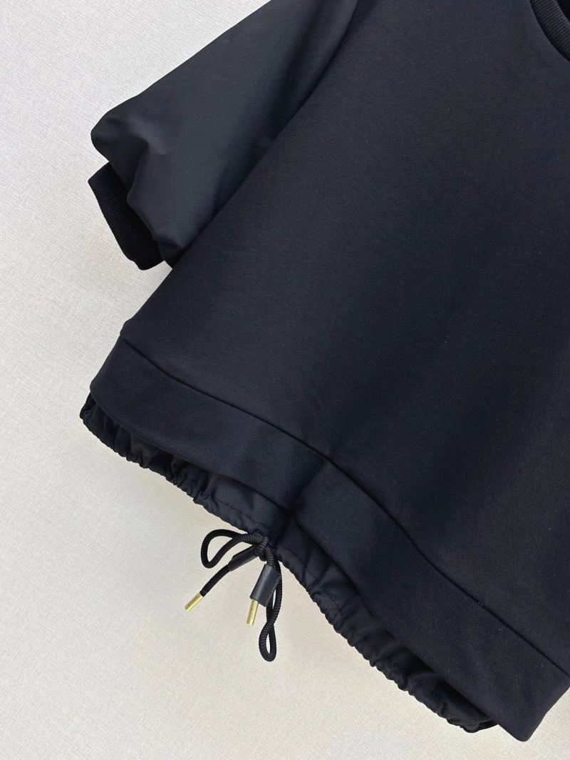 Moncler Short Suits MoistureWicking 139588