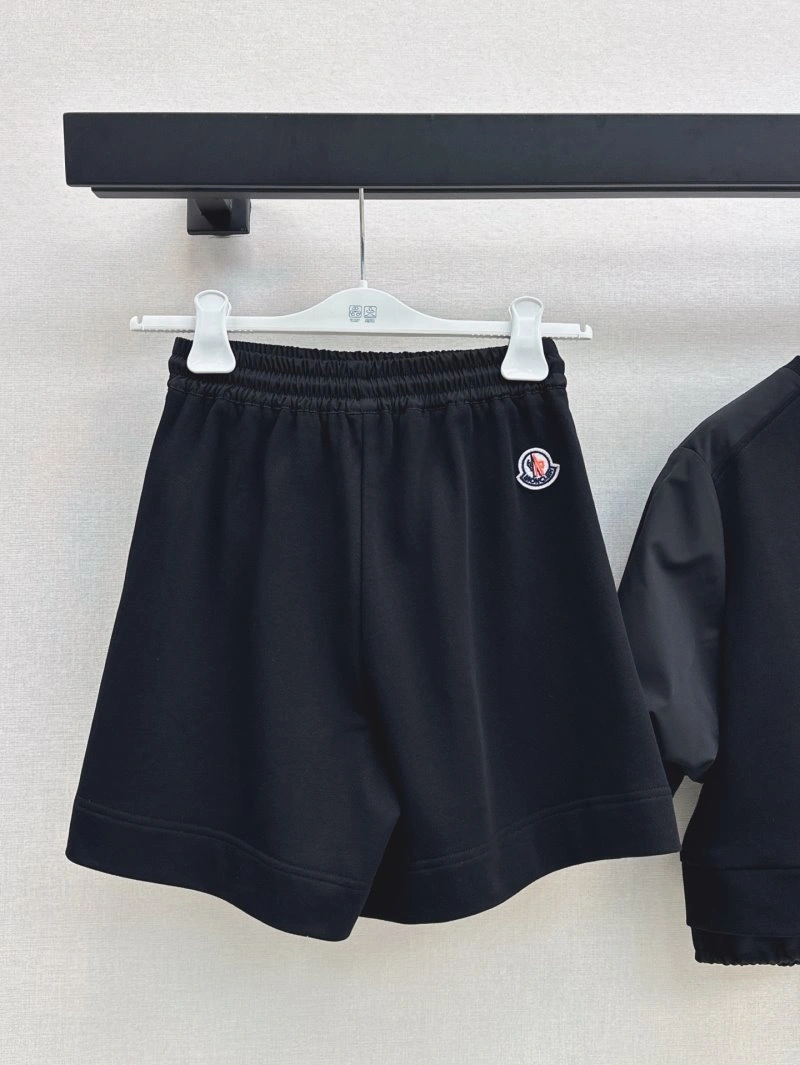 Moncler Short Suits MoistureWicking 139588