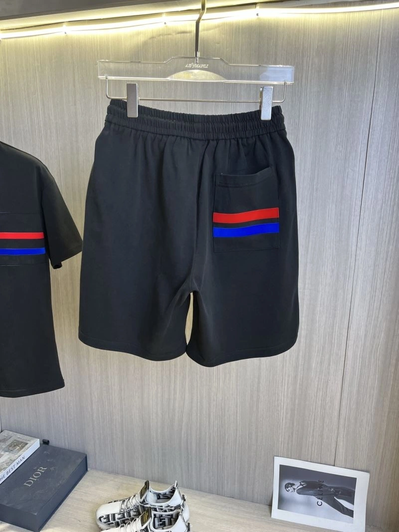 Moncler Short Suits TimelessDesign 141108