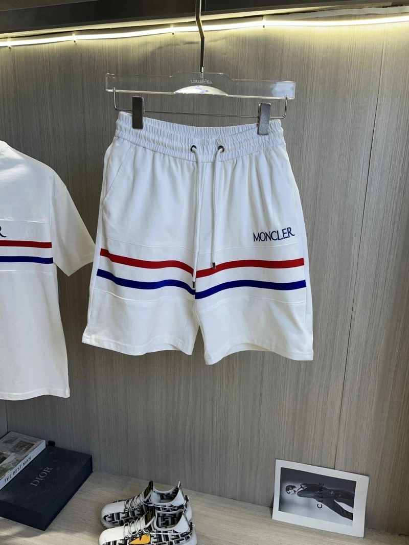 Moncler Short Suits EasyCare 141125