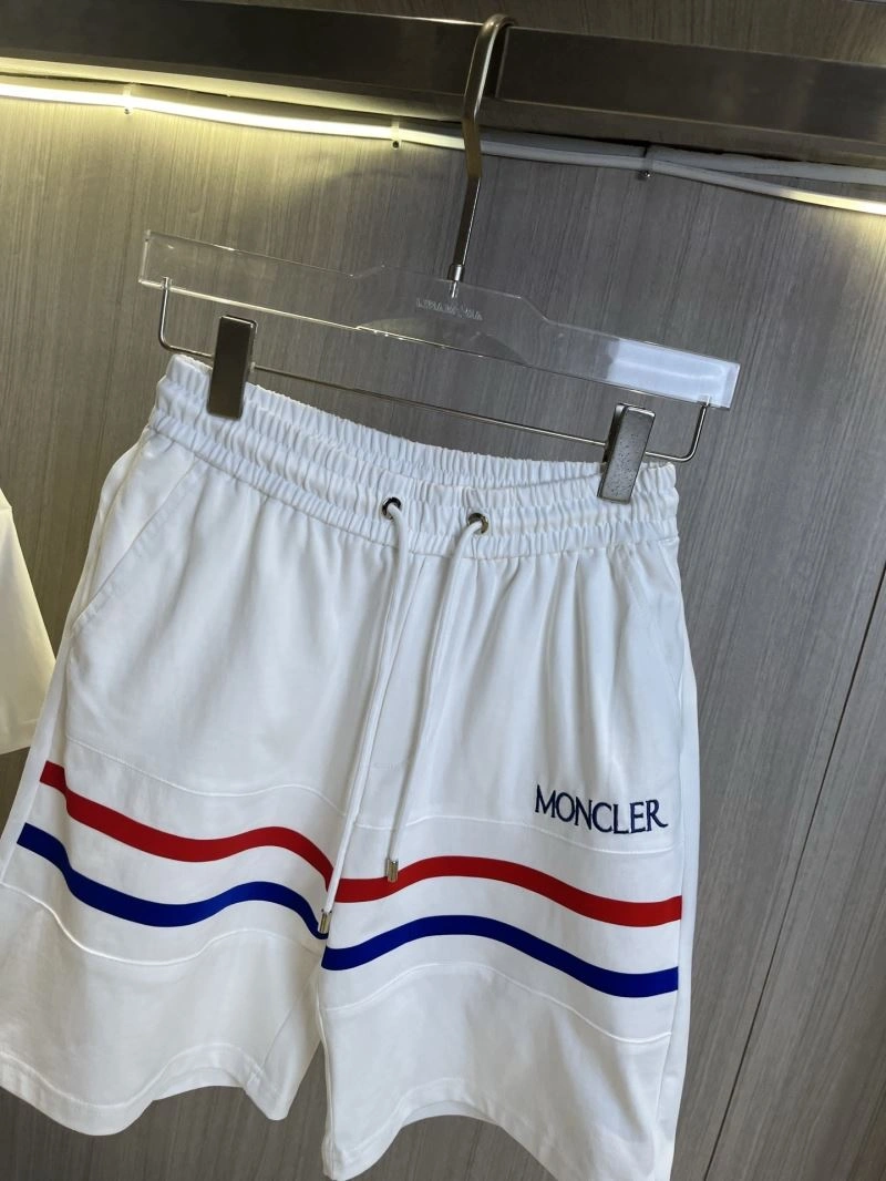 Moncler Short Suits EasyCare 141125