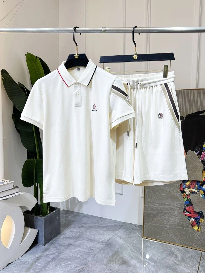Colorful Moncler Short Suits 140604