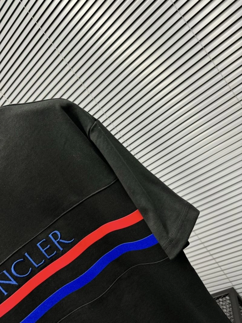 Moncler Short Suits AllSeason 140612