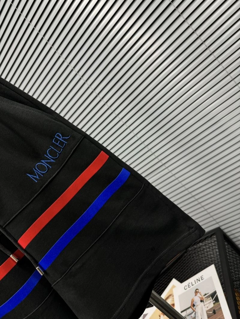 Moncler Short Suits AllSeason 140612