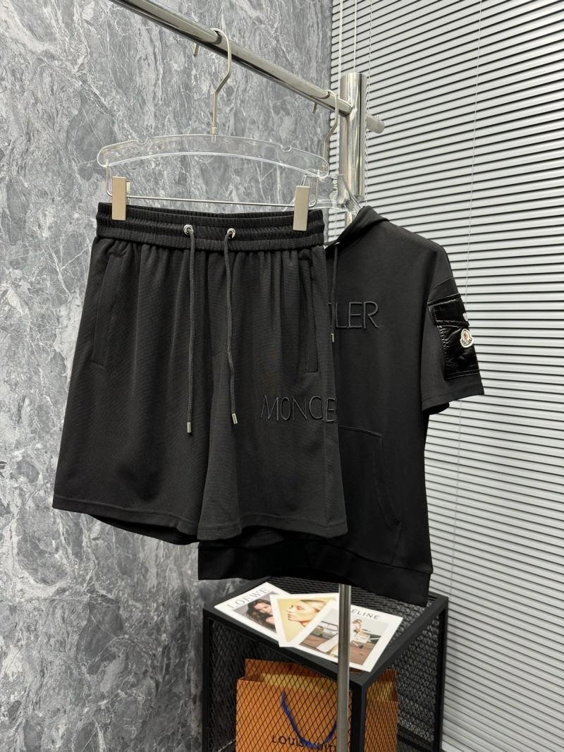 Sleek Moncler Short Suits 140608