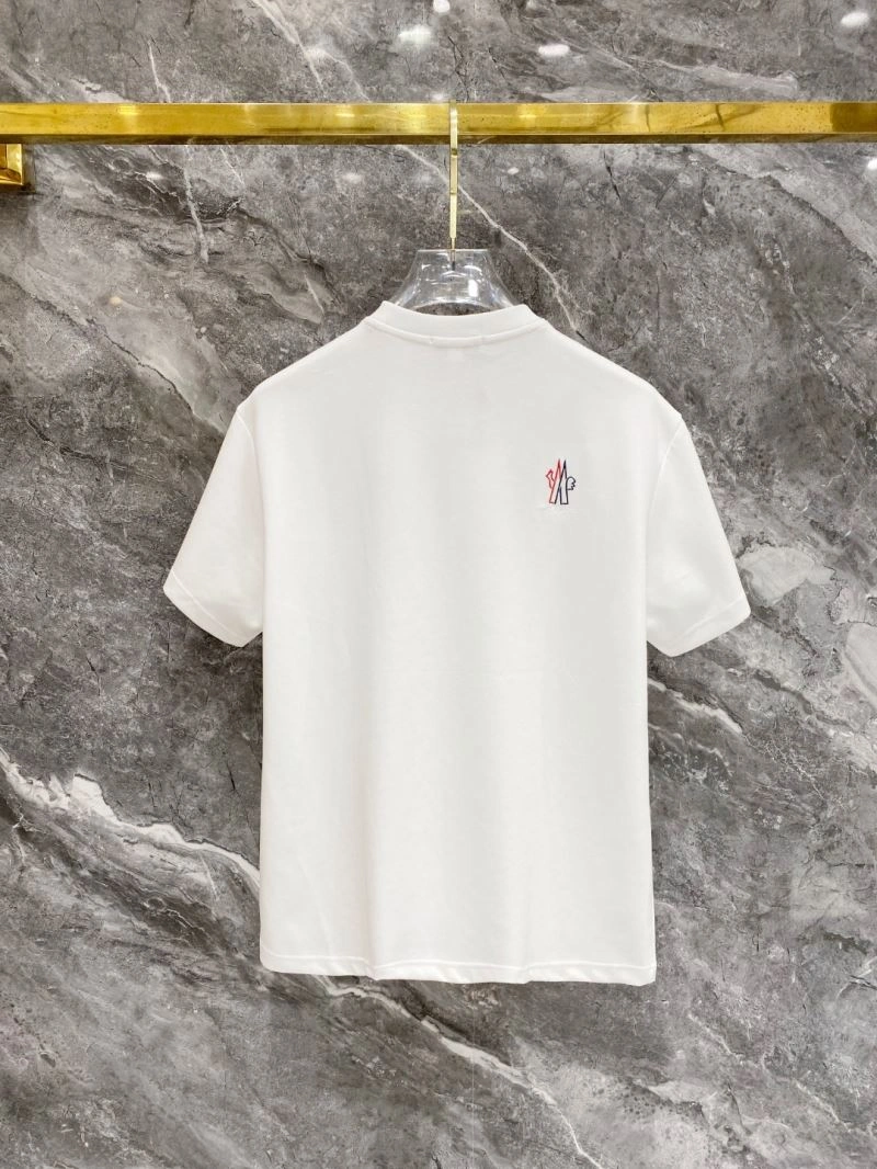Moncler Short Suits Trendsetting 140126