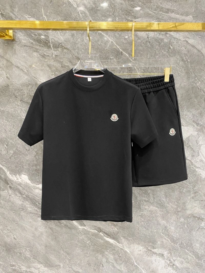 Moncler Short Suits Premium 140124