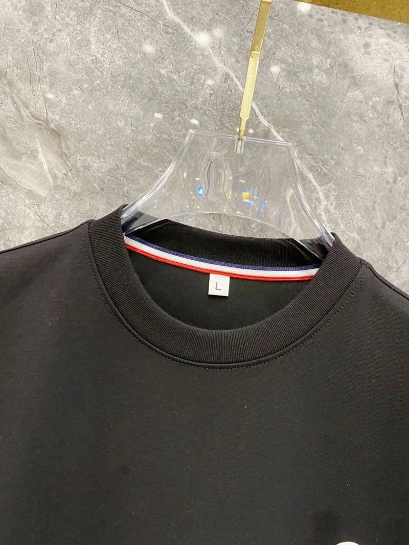 Moncler Short Suits Premium 140124
