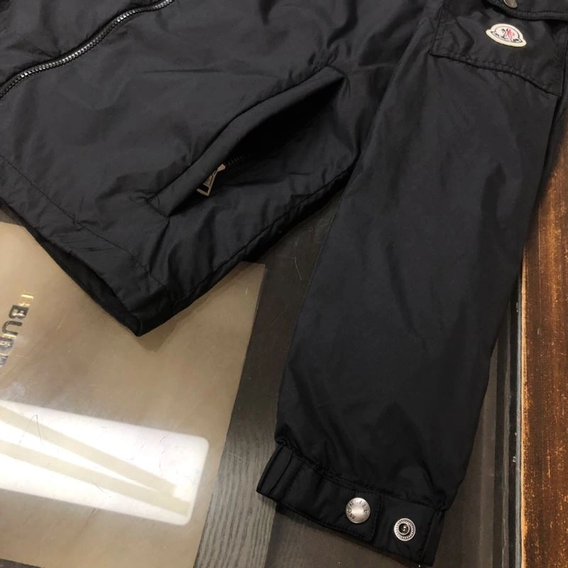 NewStyle Moncler Sunscreen Jacket 143185