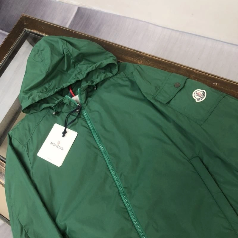 Moncler Sunscreen Jacket Compact 143175