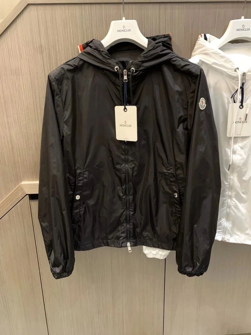 Comfortable Moncler Sunscreen Jacket 143174