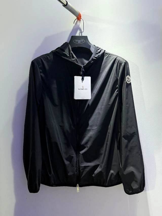 Moncler Sunscreen Jacket WeatherProof 143163