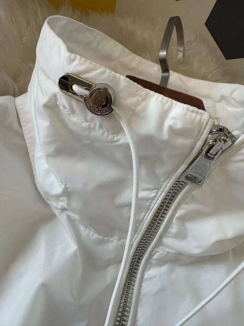 Durable Moncler Sunscreen Jacket 143164
