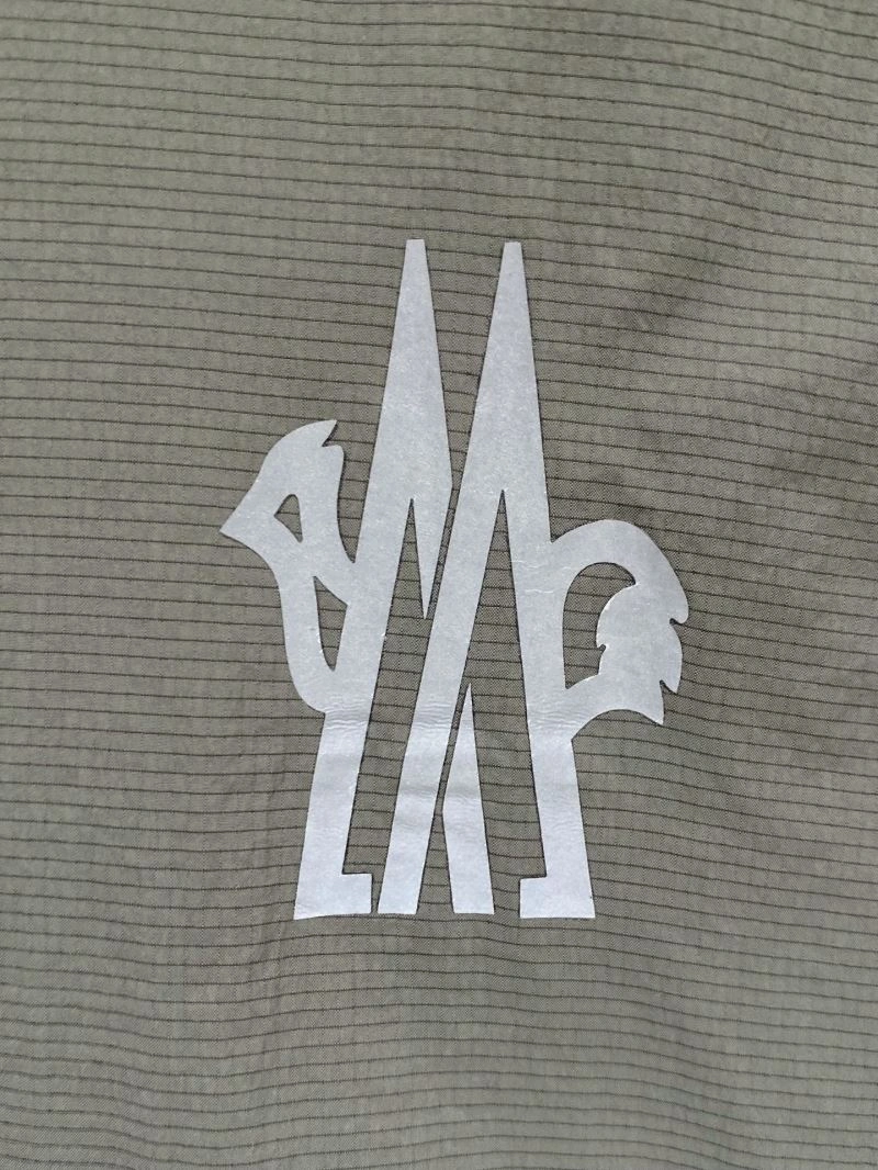 MoistureWicking Moncler Sunscreen Jacket 141110