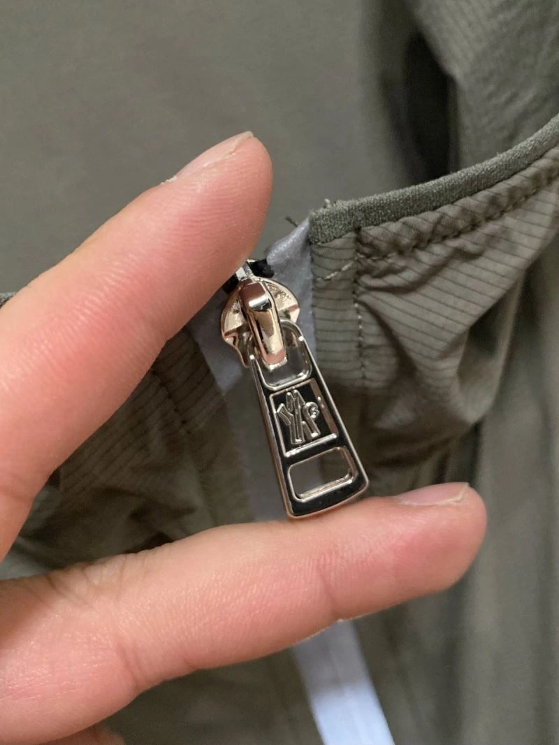 MoistureWicking Moncler Sunscreen Jacket 141110