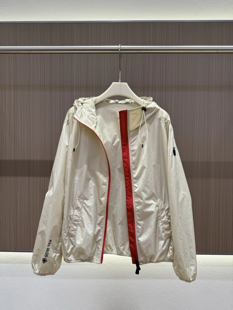 Flexible Moncler Sunscreen Jacket 139713