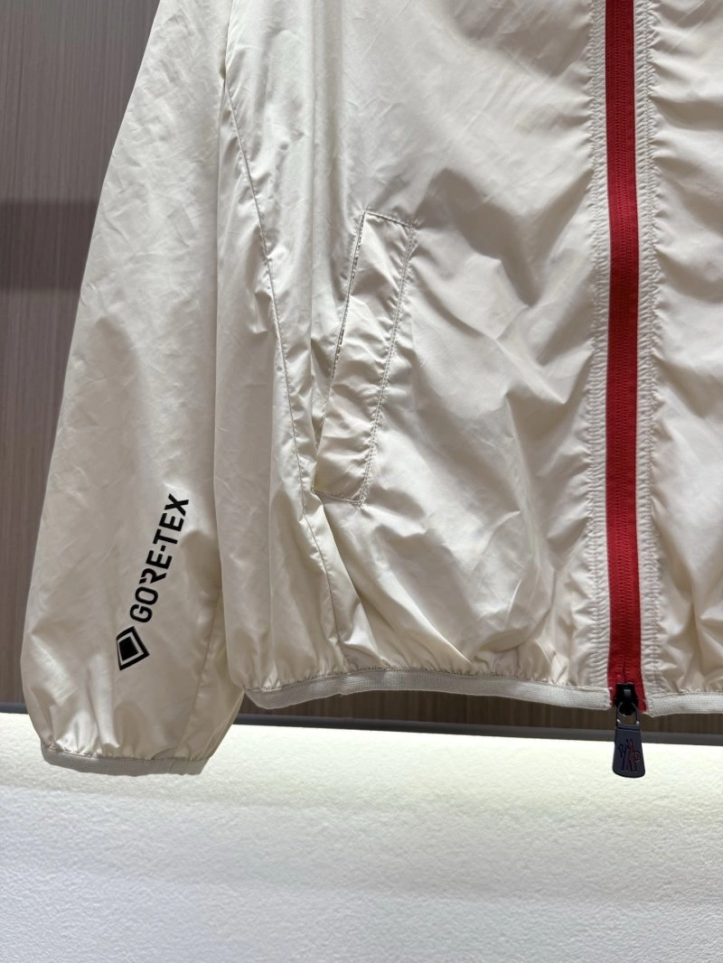 Flexible Moncler Sunscreen Jacket 139713