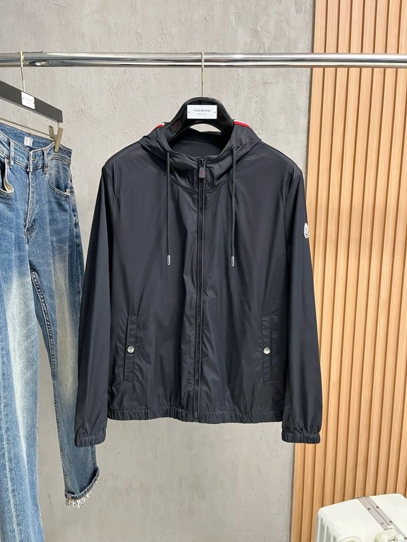 Fashionable Moncler Sunscreen Jacket 140584