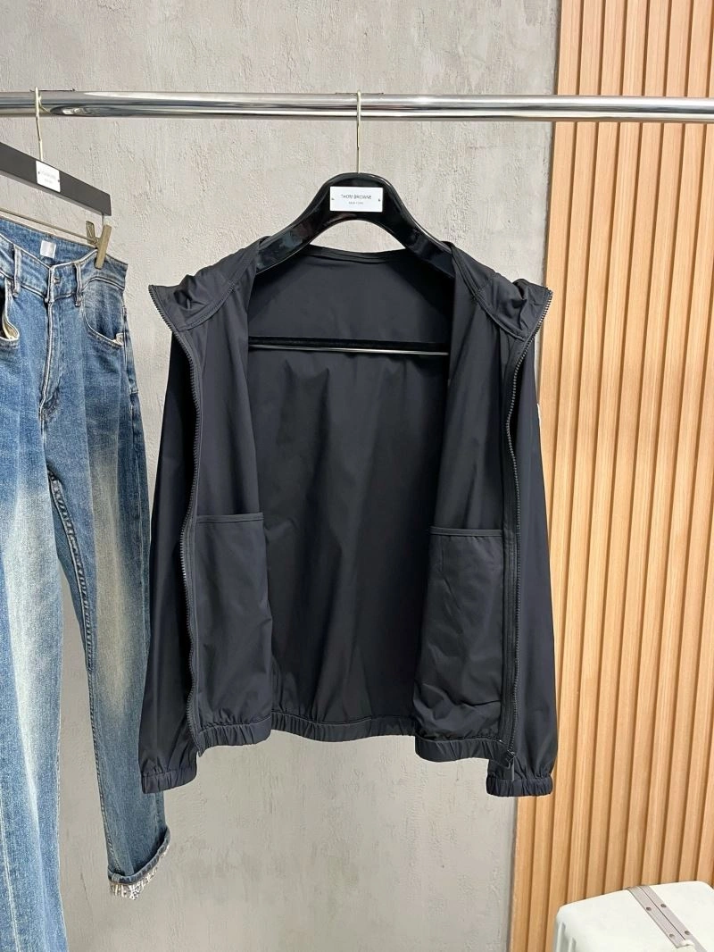Fashionable Moncler Sunscreen Jacket 140584
