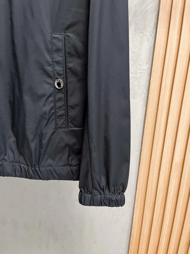 Fashionable Moncler Sunscreen Jacket 140584