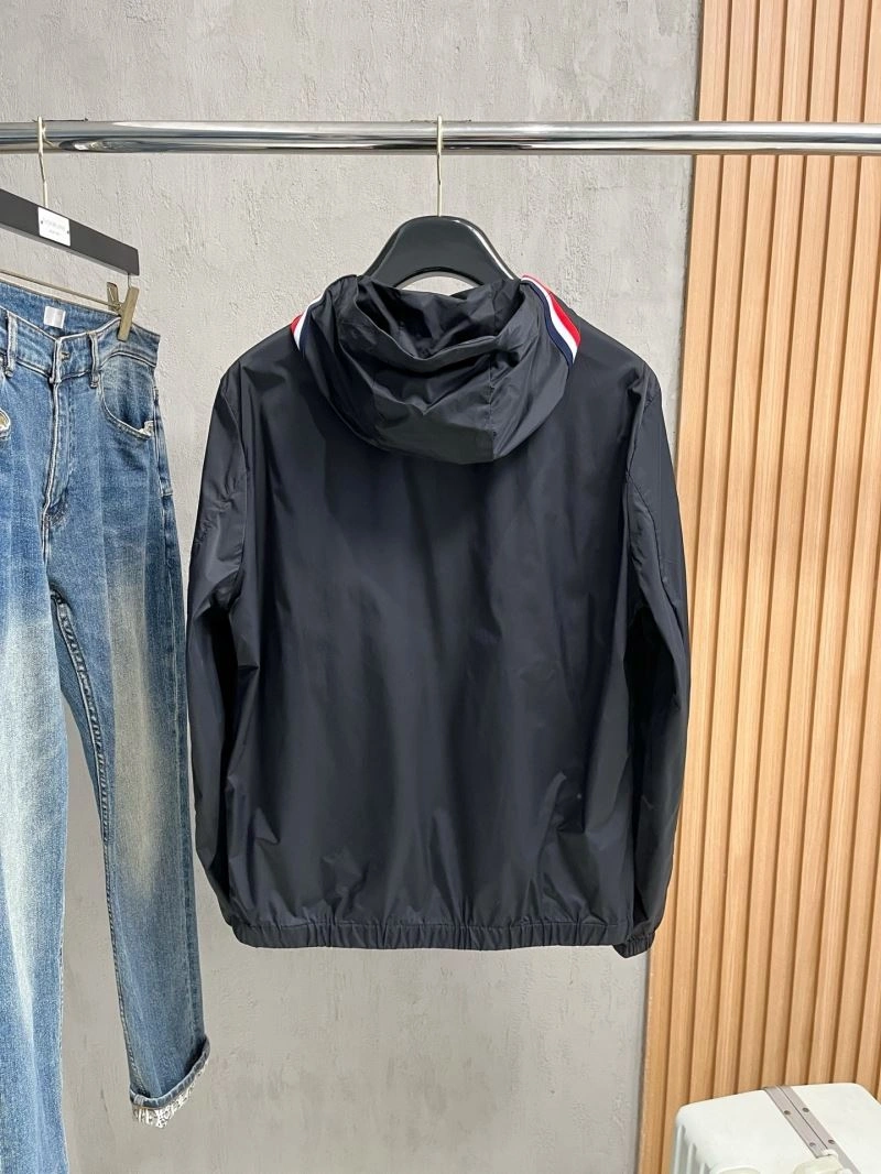 Fashionable Moncler Sunscreen Jacket 140584