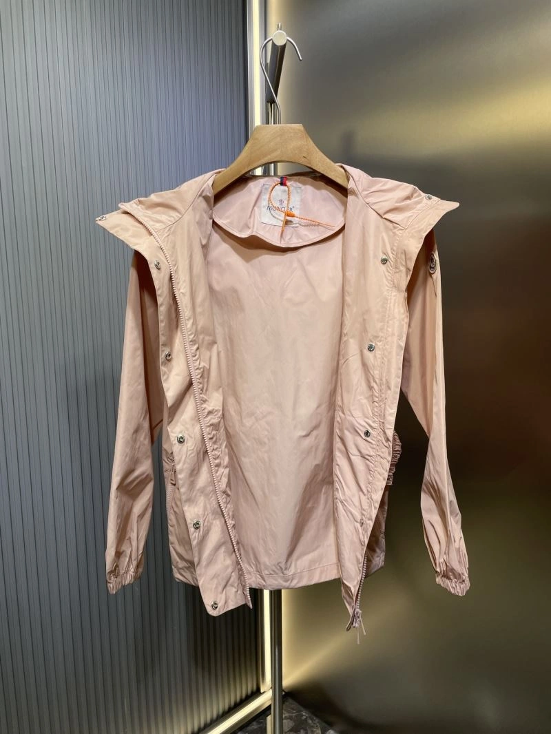 ModernLook Moncler Sunscreen Jacket 140580