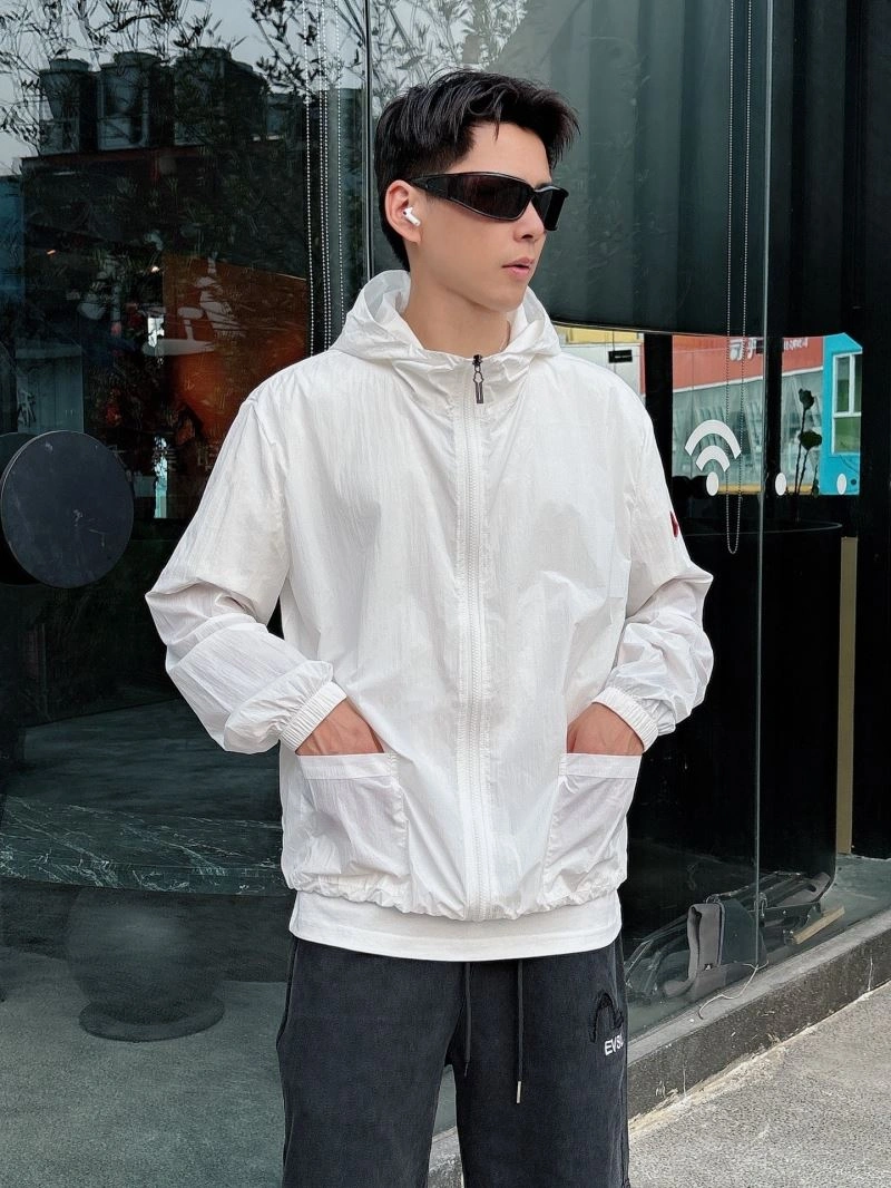 Moncler Sunscreen Jacket Affordable 140131